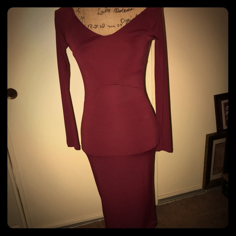 Maroon Long sleeve tight dress